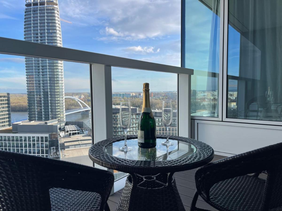 Apartment Sag 19th Floor Panorama 2 Free Parking Free Wifi Bratislava