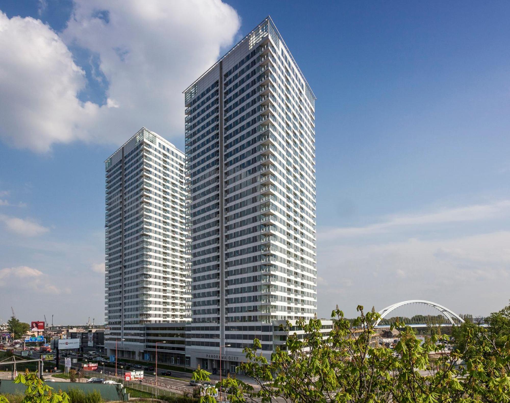 Apartment Sag 19th Floor Panorama 2 Free Parking Free Wifi *